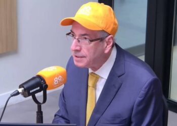 Cunha mobiliza rádios para impulsionar pré-campanha em Minas Gerais em 2026