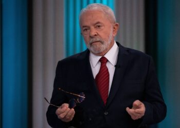 Lula considera não comparecer a debates na TV na campanha de 2026