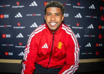 Manchester United fecha contratação de Andrey Santos e reforça elenco para a temporada