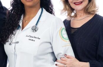 Filha de atriz renomada agradece aos pais por apoio após conquista significativa