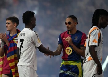 LaLiga registra o menor número de brasileiros desde 1995, impactando o futebol nacional