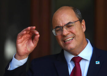 Witzel desiste da candidatura e apoia Garotinho nas eleições do RJ em 2026