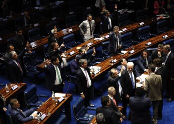 UGT alerta sobre o fim da Taxa das blusinhas e seus efeitos diretos – 02/08/2026 – Painel