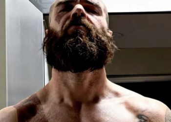 Nova imagem de Ryan Hurst como Kratos em God of War revela detalhes impressionantes