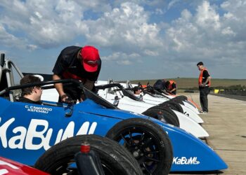 Logitech leva jogadores a viverem a experiência de pilotos no G Racing Series, a competição estilo Fórmula 1