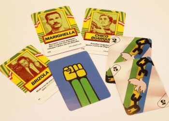 Jogo de cartas transforma a ditadura militar no Brasil em tema de reflexão em 2026