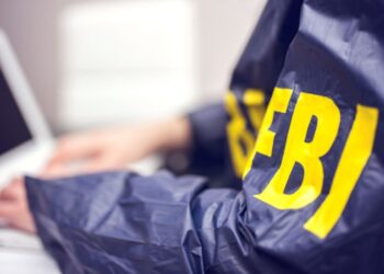 FBI detém jovens suspeitos de ciberataque global que afetou milhões