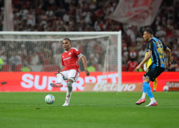 Inter e Grêmio ficam no 0 a 0 em mais um duelo do Gre-Nal