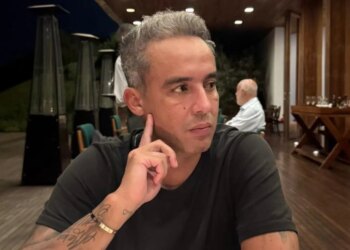 Jadson, ex-jogador do Corinthians, é detido por suspeita de violência doméstica