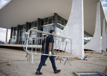 Banco Master provoca nova discussão sobre foro no Congresso em 16 de setembro de 2026