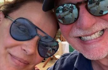 Carolina Ferraz revela romance com ex-marido de apresentadora aos 58 anos; descubra quem é ele