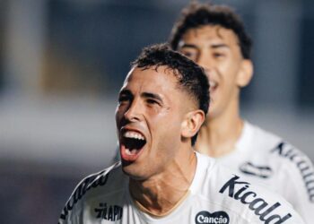 Santos vence o Atlético e garante vantagem na Sul-Americana