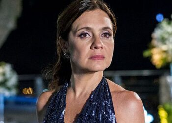 Adriana Esteves revela o verdadeiro motivo para se afastar das redes sociais