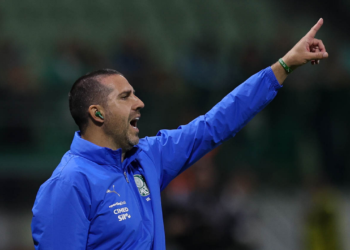 PLACAR analisa e critica as afirmações de João Martins sobre o futebol