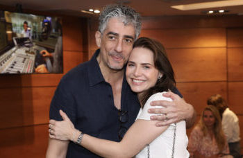 Como Letícia Colin e o marido decidiram morar em casas separadas após 11 anos de relacionamento