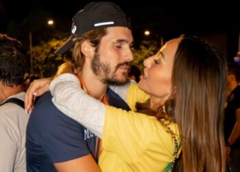 Sabrina Sato apresenta o rosto do primeiro filho com Nicolas Prattes e declara amor profundo