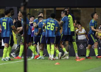Colômbia garante vitória sobre o Peru em Miami com gols no segundo tempo