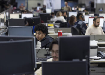 Folha de S.Paulo abre vagas para editores de vídeo em 2026