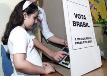Influência no voto cresce na reta final da eleição, aponta Datafolha – 02/10/2026 – Política