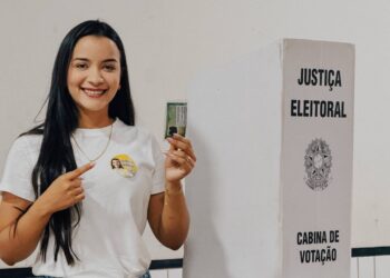 José Sarney apoia a deputada estadual mais jovem do Brasil em 2026