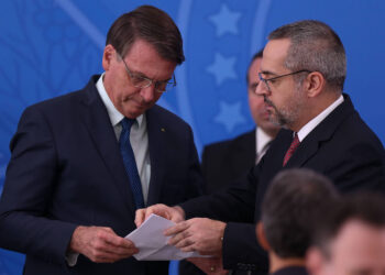 Weintraub, ex-ministro de Bolsonaro, anuncia intenção de anular seu voto em 2026