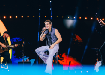 Luan Santana faz show para 30 mil fãs em João Pessoa com a turnê Registro Histórico
