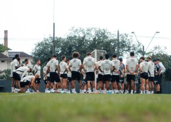Santos atrasou pagamento de dois meses de FGTS aos jogadores